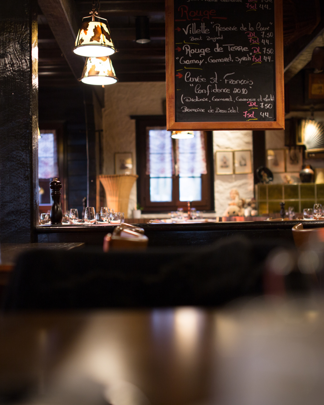 Woody Creek Tavern. Dining at a tavern.